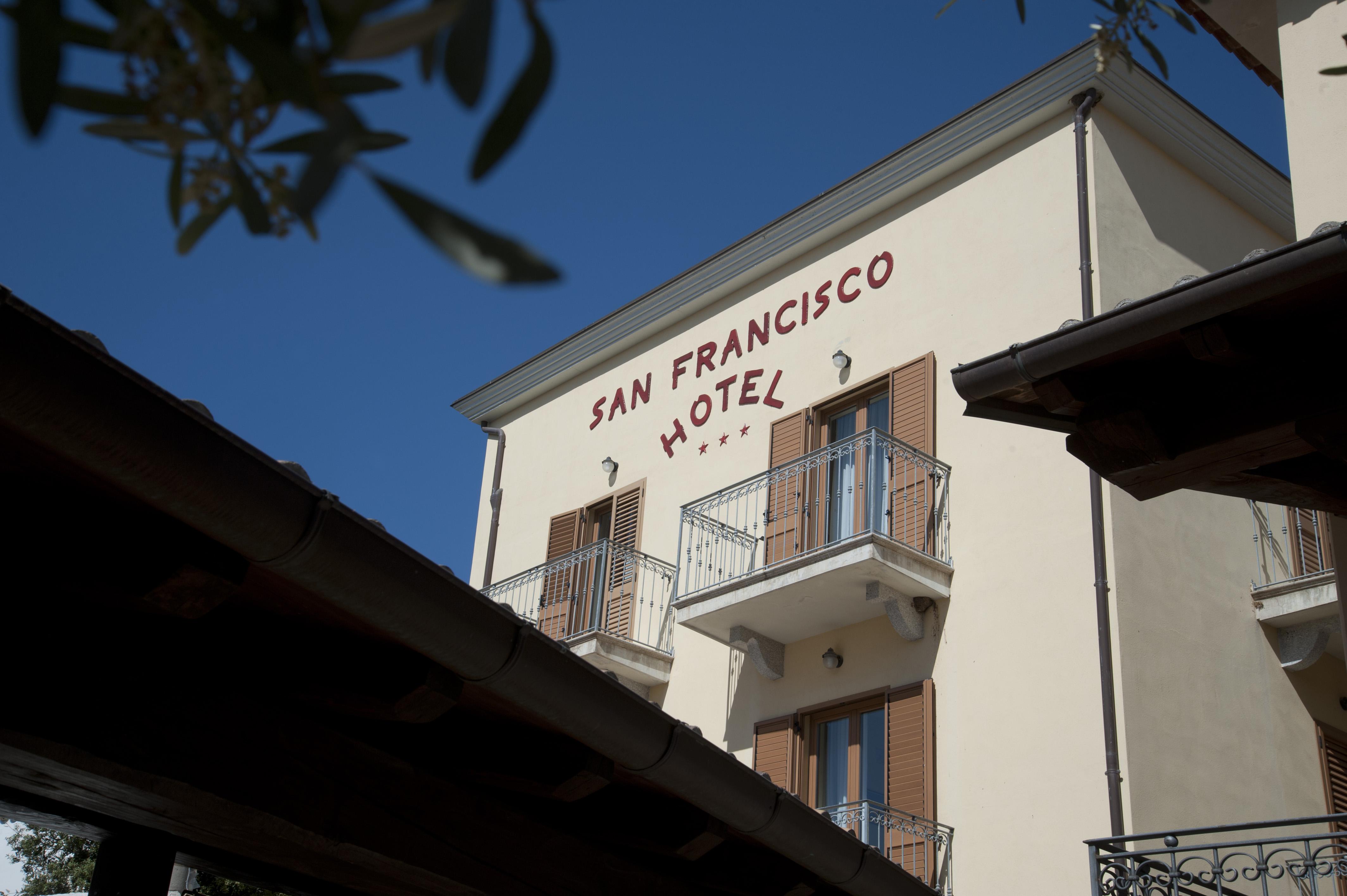 Hotel San Francisco カーラゴノネ エクステリア 写真